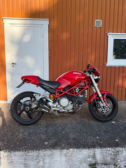 Ducati Monster S2R 2 of 11
