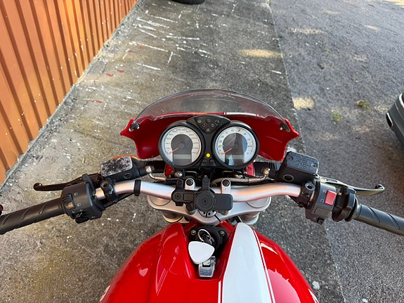 Ducati Monster S2R 9 of 11