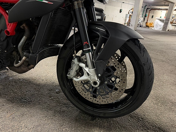 MV Agusta Brutale 800 18 of 24