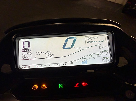 MV Agusta Brutale 800 12 of 24