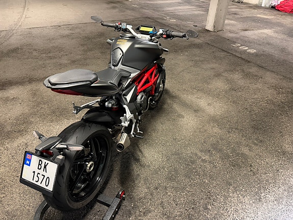 MV Agusta Brutale 800 9 of 24