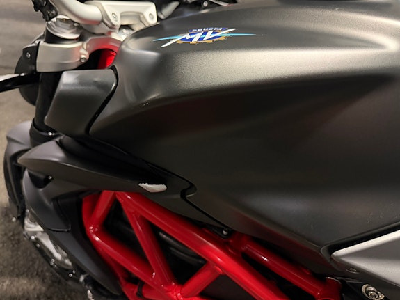 MV Agusta Brutale 800 14 of 24