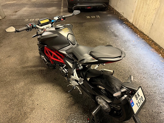 MV Agusta Brutale 800 10 of 24