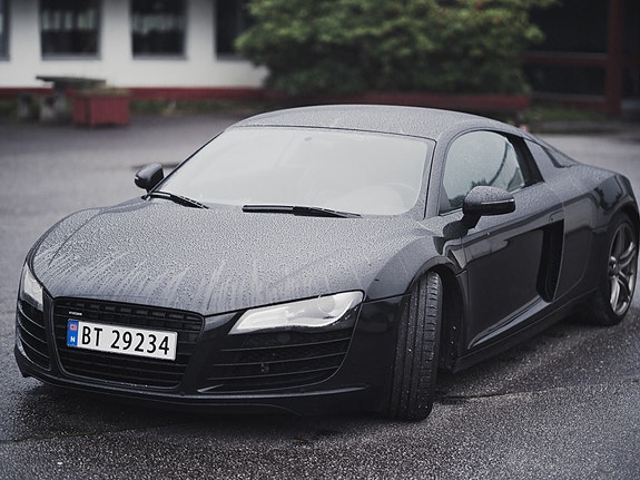 Audi R8 3 of 30
