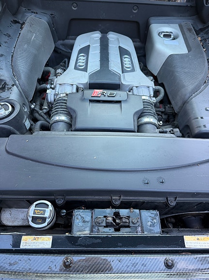 Audi R8 5 of 11
