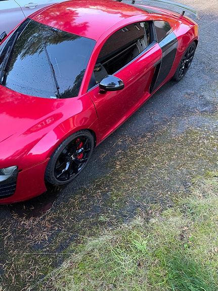 Audi R8 3 of 11