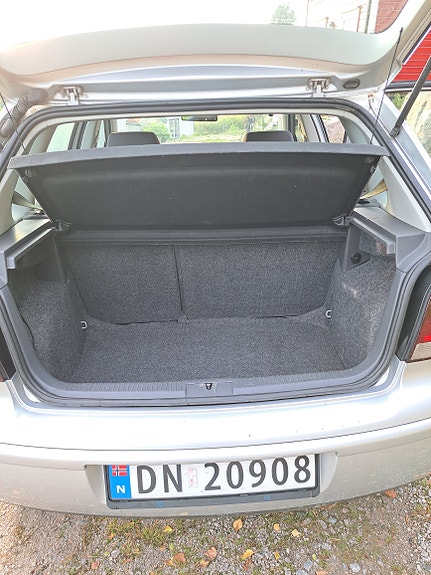Volkswagen Polo 10 of 23