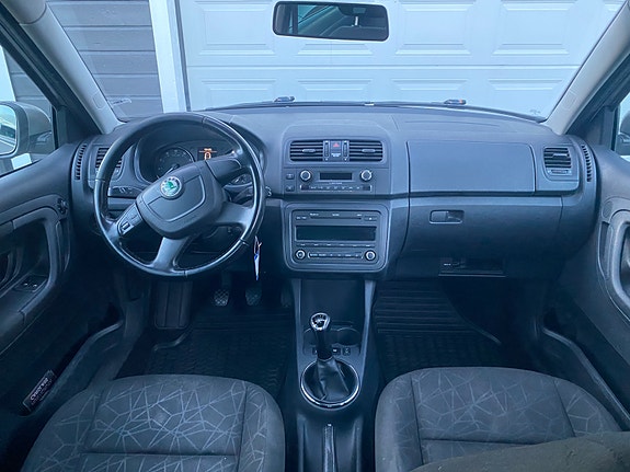 Skoda Fabia 9 of 13