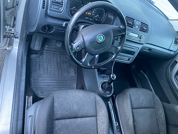 Skoda Fabia 10 of 13