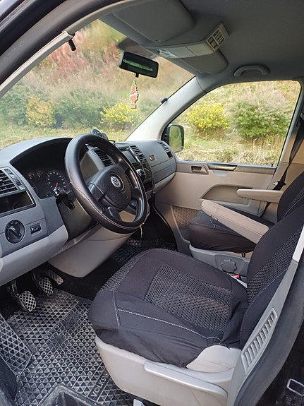 Volkswagen Transporter 7 of 10