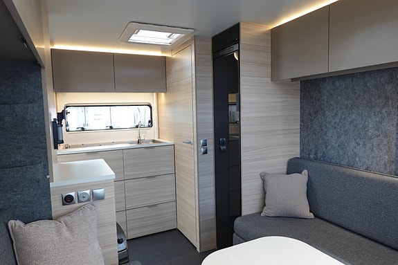 Adria ALTEA 362 LH + 12 of 30