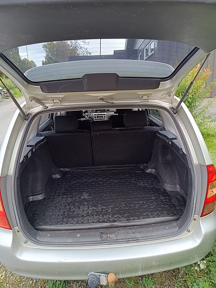 Toyota Corolla 12 of 16