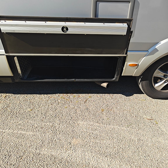 Hymer HYMER HYMERMOBIL B674 SL  3L /158 HK STERK MOTOR , EU TIL 2028, FUKTTEST, REGISTERKJEDE, UNDER 7,5M 18 of 30