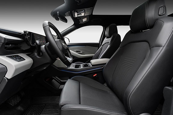 Ford Explorer 13 of 30