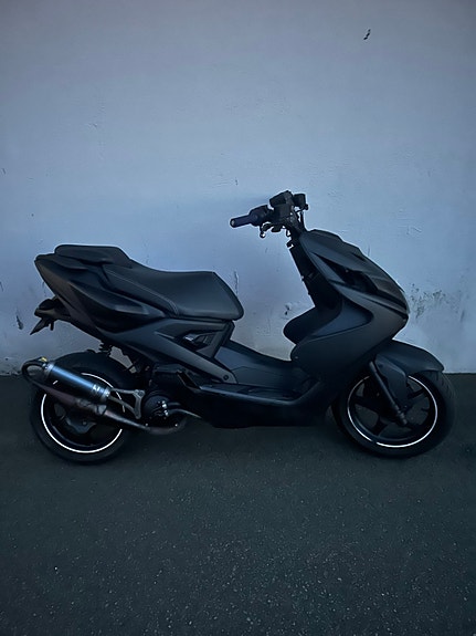 Yamaha 50 Aerox 4 of 4