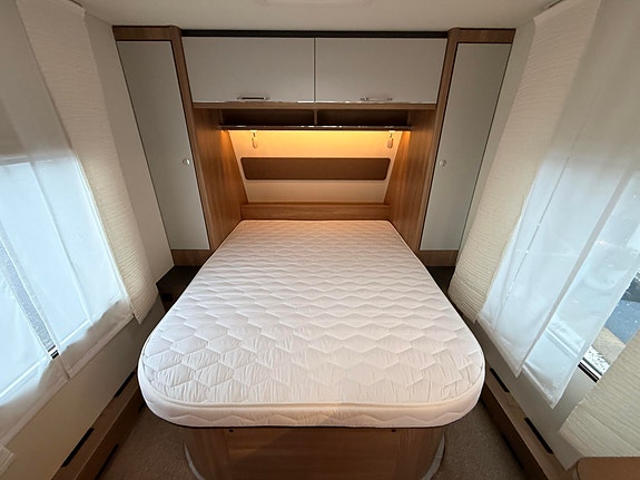 Bürstner Premio Life 490 TS *QUEENBED & MOVER* 12 of 28