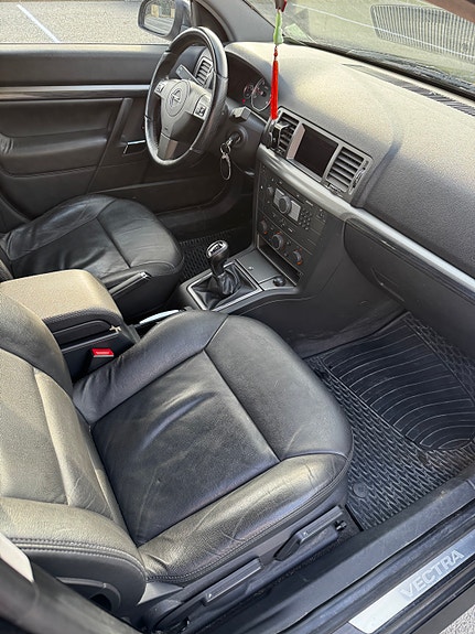 Opel Vectra 14 of 26
