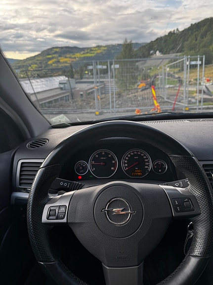 Opel Vectra 9 of 26