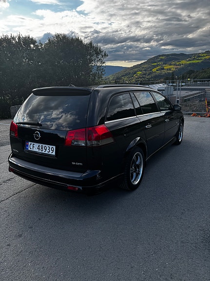 Opel Vectra 8 of 26