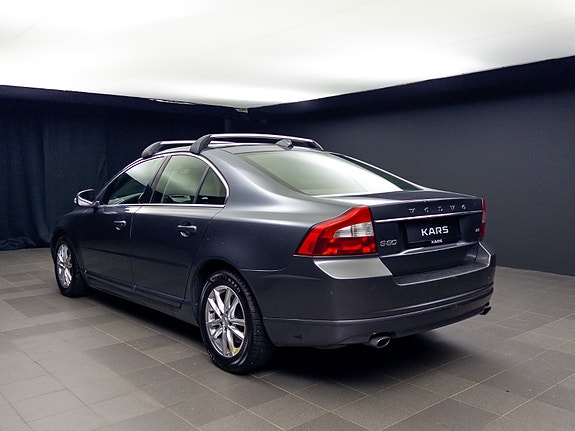 Volvo S80 7 of 30