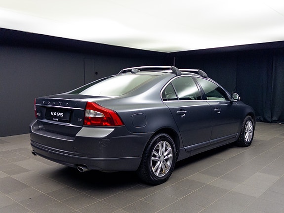 Volvo S80 8 of 30