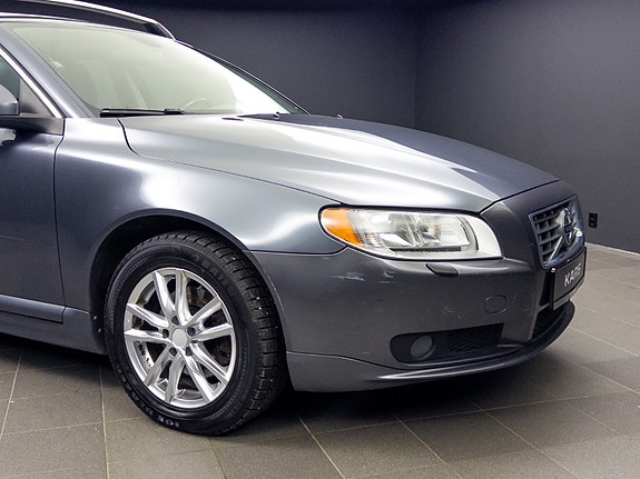 Volvo S80 13 of 30