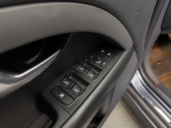 Volvo S80 28 of 30