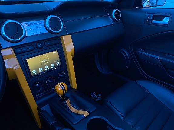 Ford Mustang 17 of 22