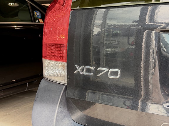 Volvo XC70 18 of 30