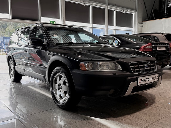 Volvo XC70 11 of 30