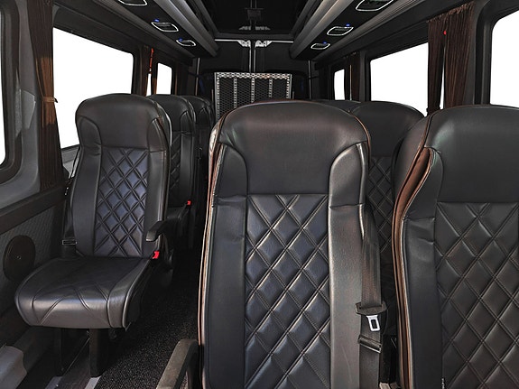 Mercedes-Benz Sprinter 519 CDI Panel Van 10 of 28