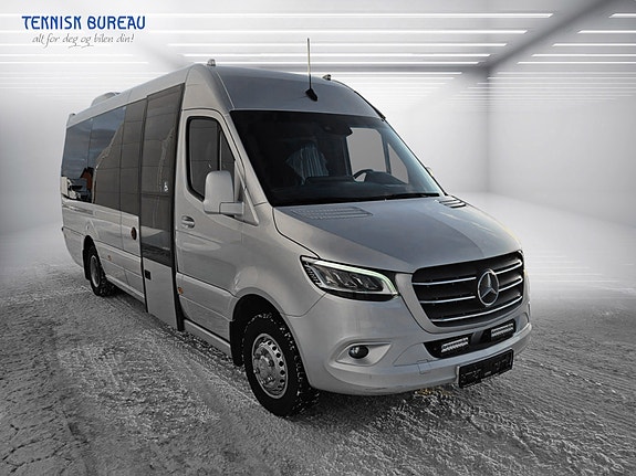 Mercedes-Benz Sprinter 519 CDI Panel Van 28 of 28