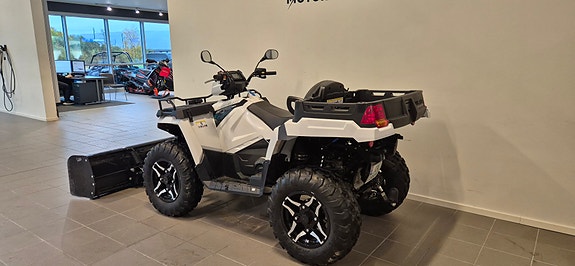 Polaris Sportsman X2 570 3 of 11