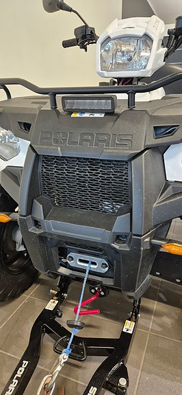 Polaris Sportsman X2 570 6 of 11