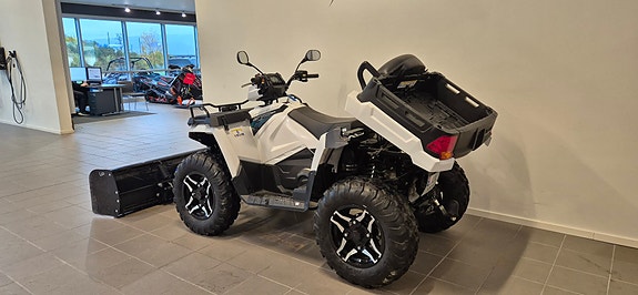 Polaris Sportsman X2 570 4 of 11
