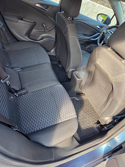 Opel Astra 11 of 14
