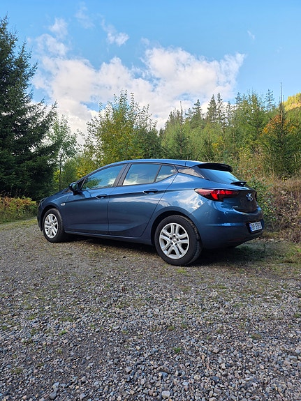Opel Astra 4 of 14