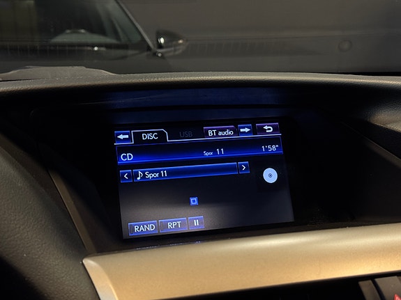 Lexus RX450h 24 of 30