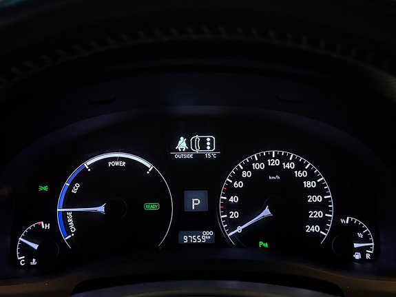 Lexus RX450h 19 of 30