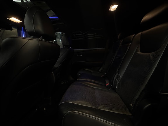 Lexus RX450h 13 of 30