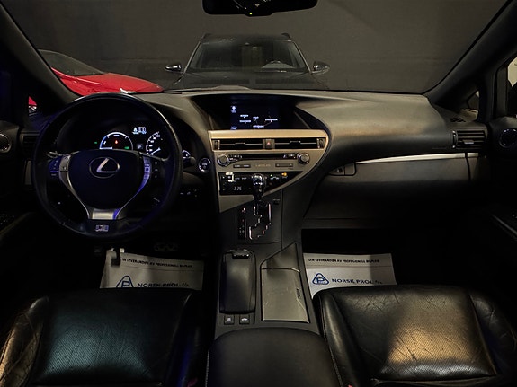Lexus RX450h 17 of 30