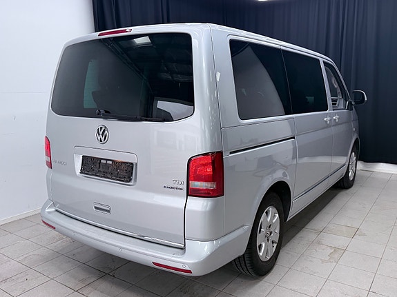Volkswagen Multivan 6 of 30