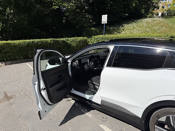 Renault Megane 19 of 19