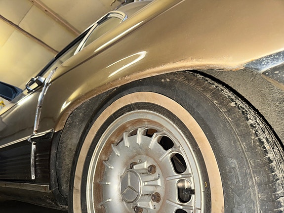 Mercedes-Benz SL500 15 of 21