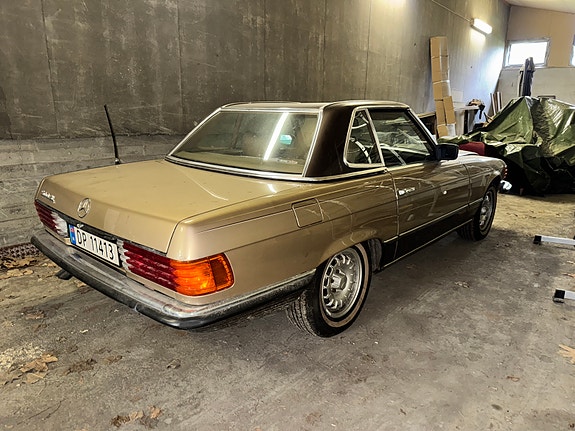 Mercedes-Benz SL500 13 of 21