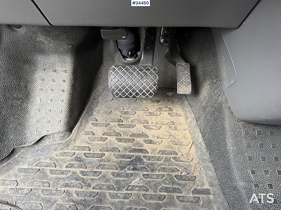 Volkswagen Transporter 18 of 26