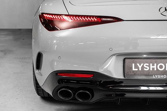 Mercedes-Benz SL43 10 of 30