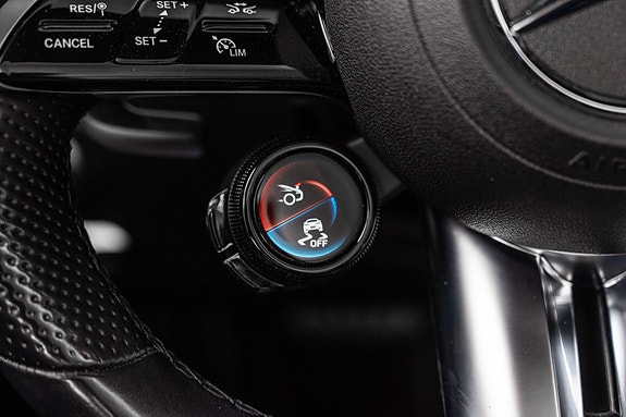 Mercedes-Benz SL43 27 of 30
