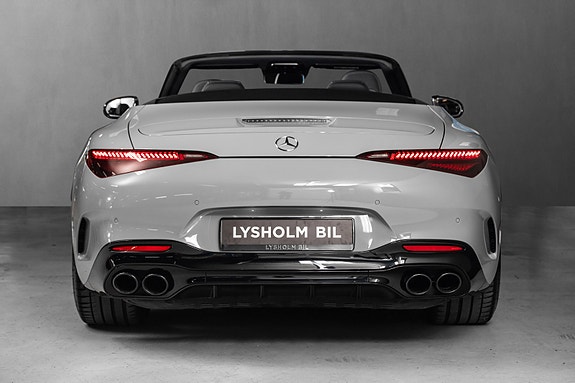 Mercedes-Benz SL43 9 of 30