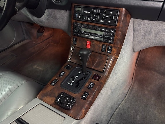 Mercedes-Benz SL500 17 of 30